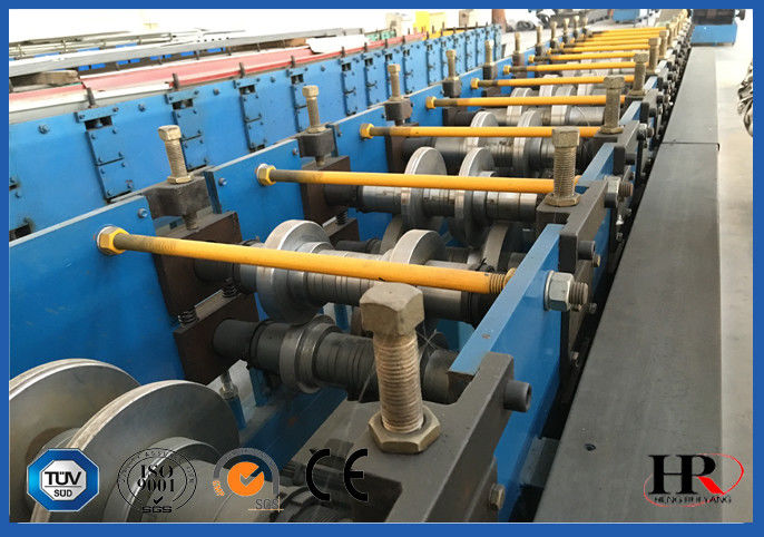 Computer Controled Metal Forming Machinery For Roller Shutter Door
